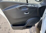 Renault Trafic 12
