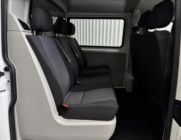 Volkswagen Transporter 27