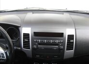 Mitsubishi Outlander 24