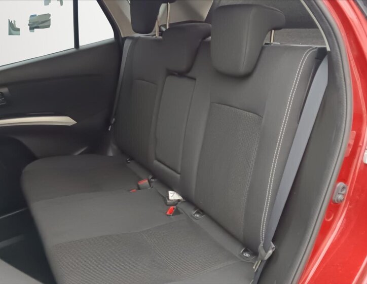 Suzuki SX4 S-Cross 16