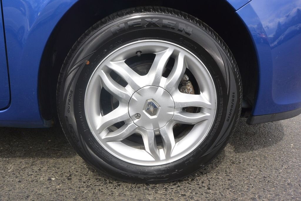 Renault Clio Hatchback 1,1 l 55 kw