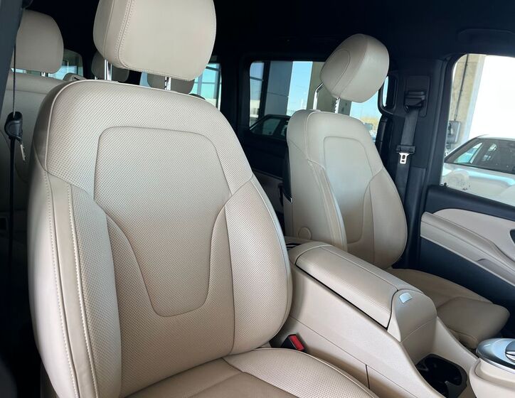 Mercedes-Benz Třídy V 26