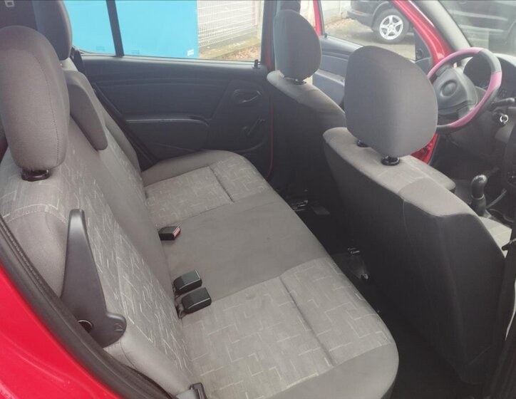 Dacia Sandero Hatchback 1,4 l 55 kw