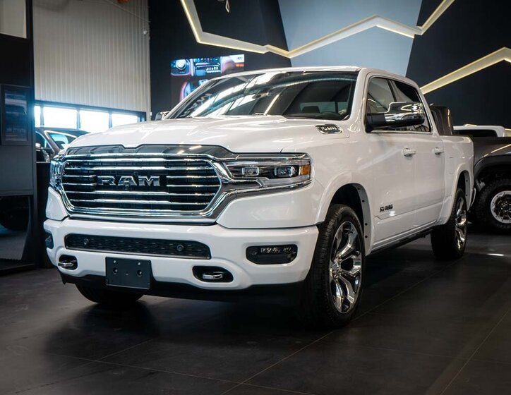 Dodge RAM Pick-up 5,7 l 291 kw