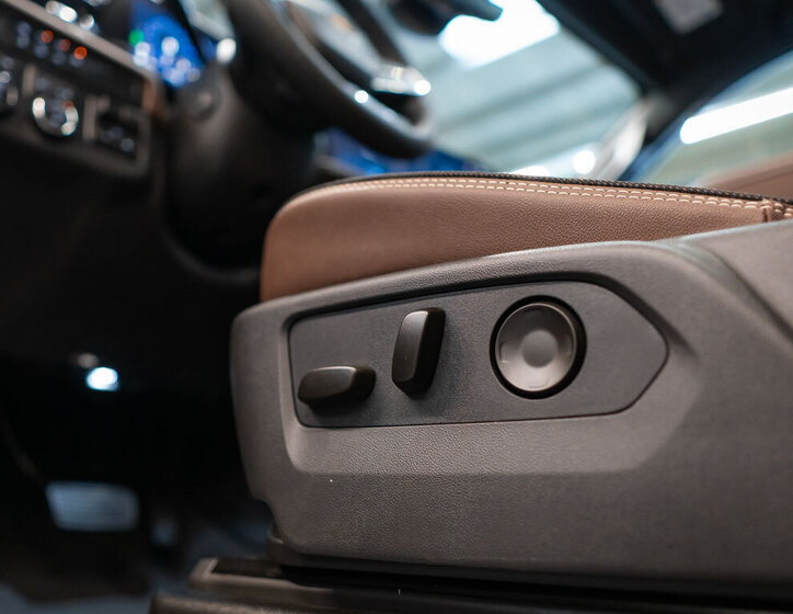 Chevrolet Suburban SUV 6,2 l 313 kw