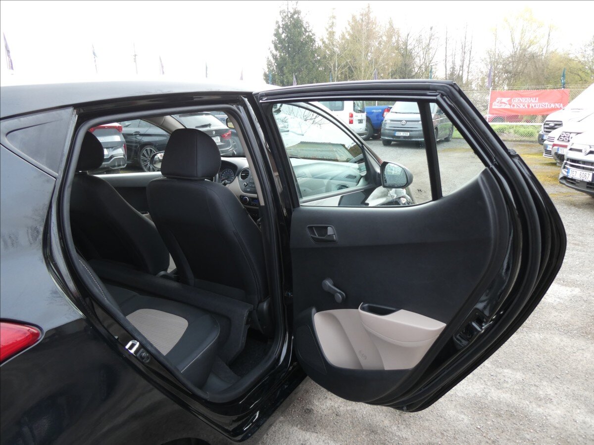 Hyundai i10 Hatchback 998,0 49 kw