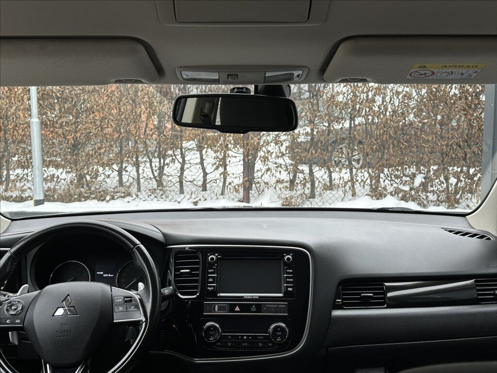 Mitsubishi Outlander SUV 2,0 l 110 kw