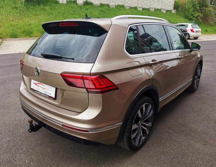 Volkswagen Tiguan 7