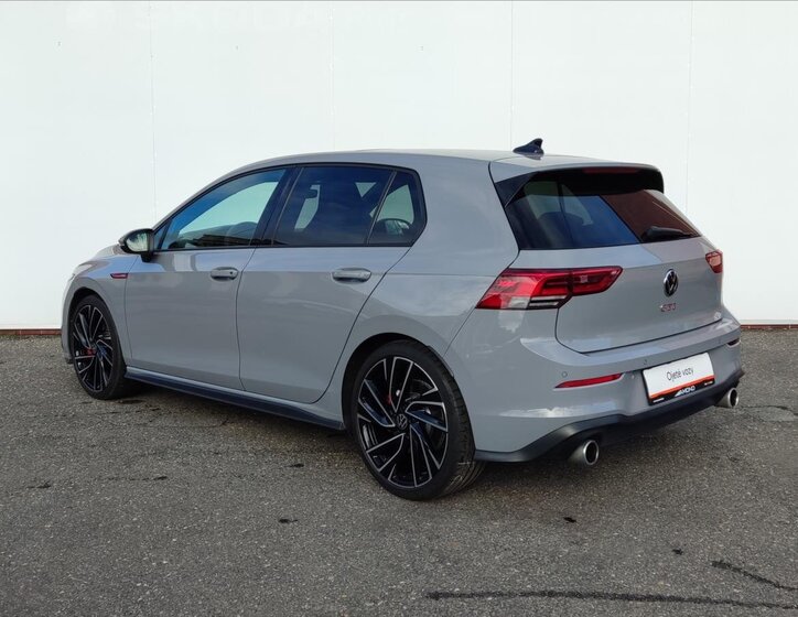 Volkswagen Golf Hatchback 2,0 l 180 kw