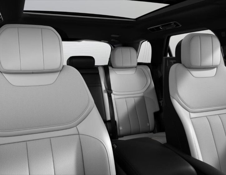 Land Rover Range Rover Sport 7