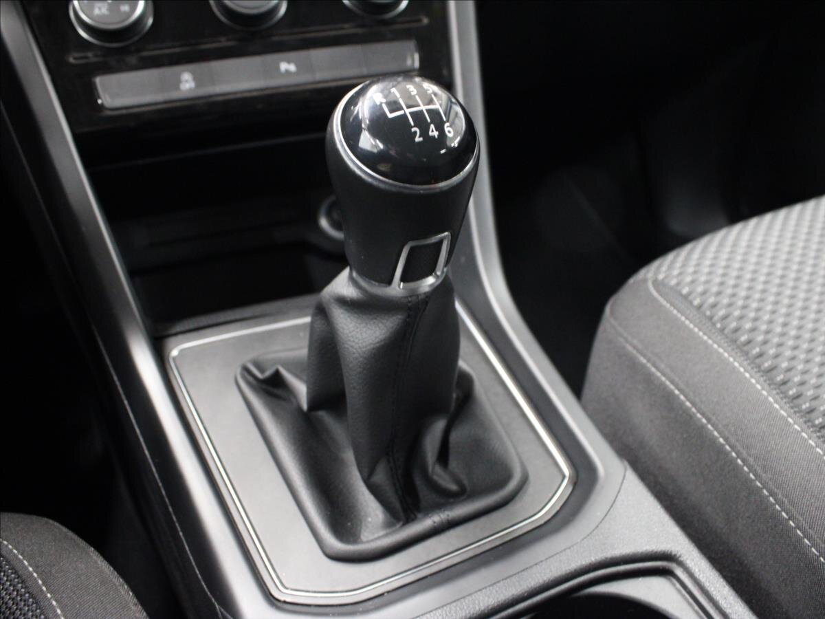 Volkswagen Touran MPV 1,2 l 81 kw