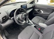 Toyota Yaris Cross 14