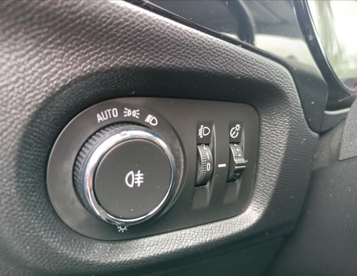 Opel Corsa Hatchback 1,2 l 55 kw