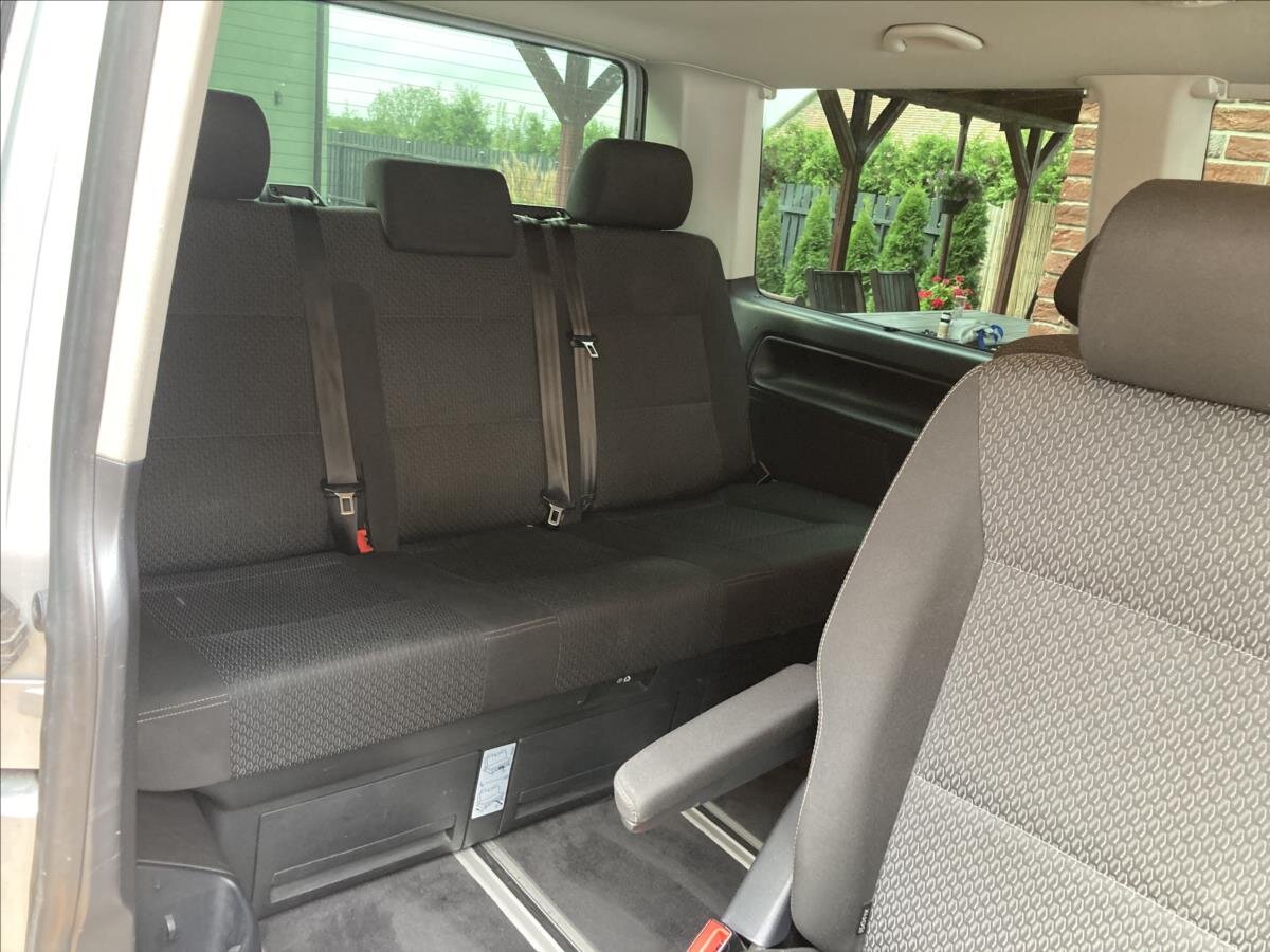 Volkswagen Multivan Kombi 2,0 l 110 kw