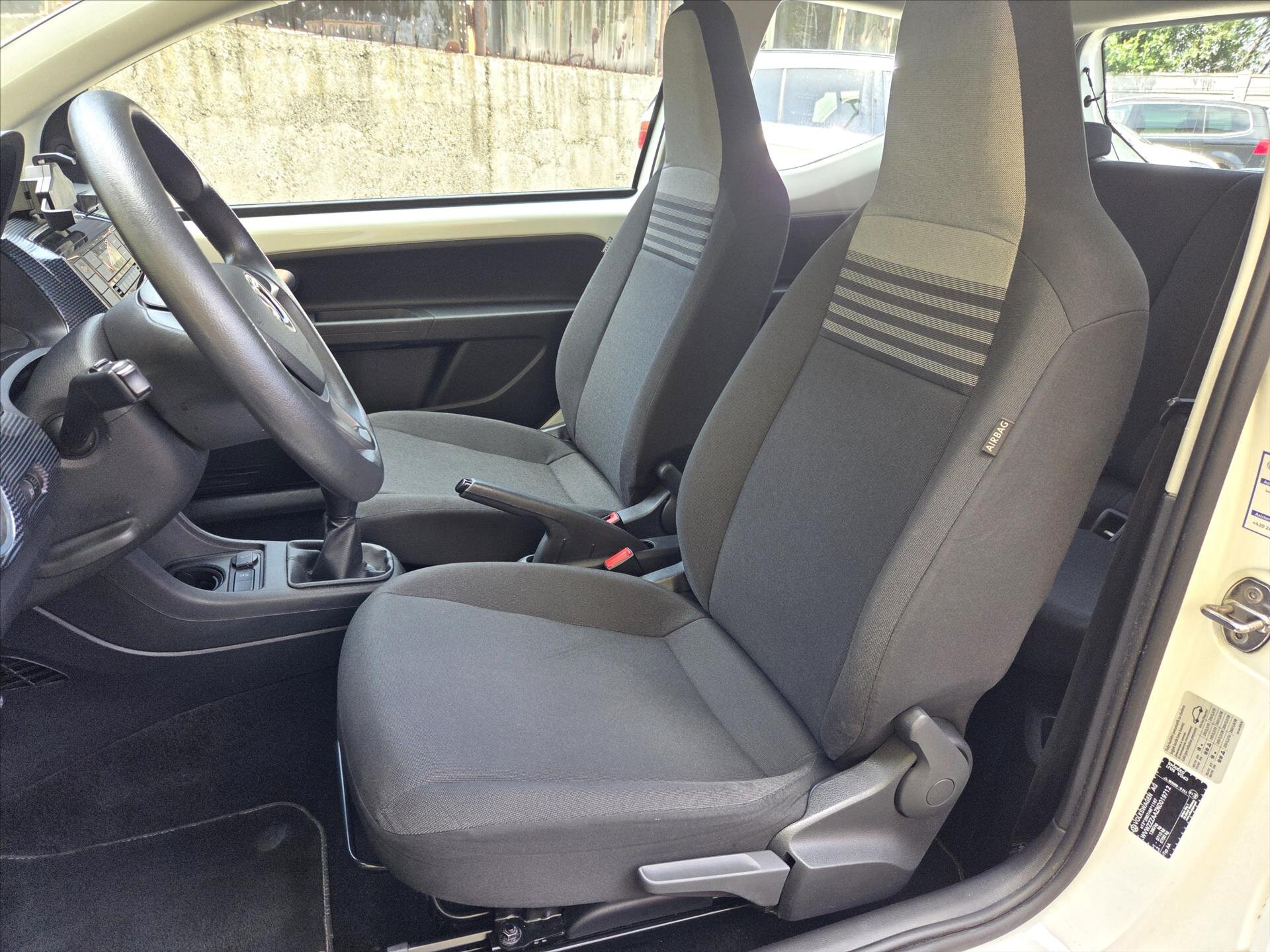 Volkswagen up! Hatchback 999,0 50 kw