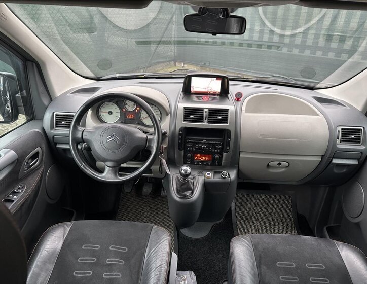 Citroën Jumpy VAN-Minibus 2,0 l 120 kw