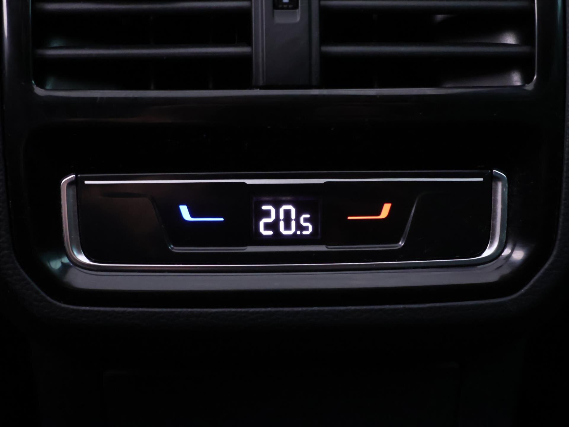 Volkswagen Passat Kombi 2,0 l 110 kw