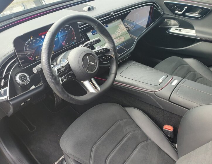 Mercedes-Benz Třídy E Sedan / Limuzína 2,0 l 145 kw