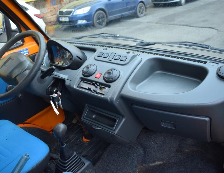 Piaggio Porter Sklápěč 1,3 l 52 kw