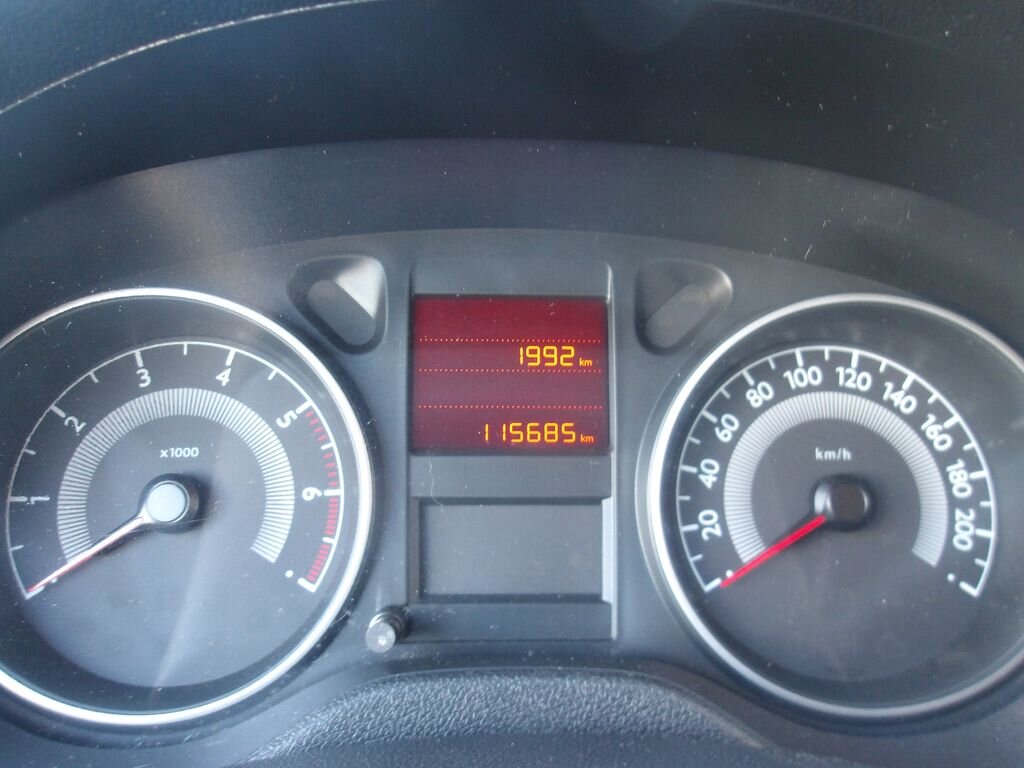 Peugeot 301 Sedan / Limuzína 1,2 l 53 kw