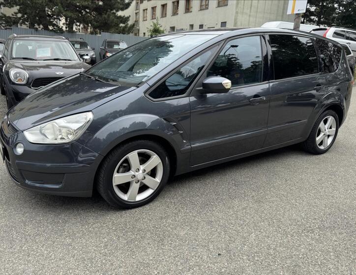 Ford S-MAX 3