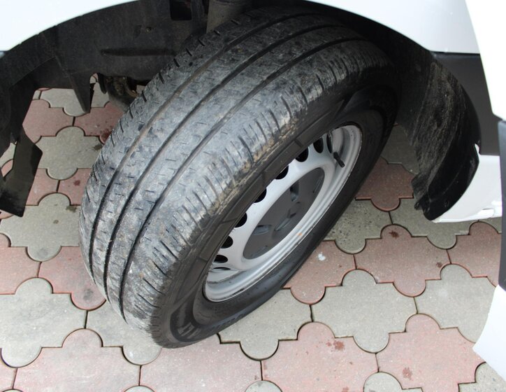 Mercedes-Benz Sprinter 15