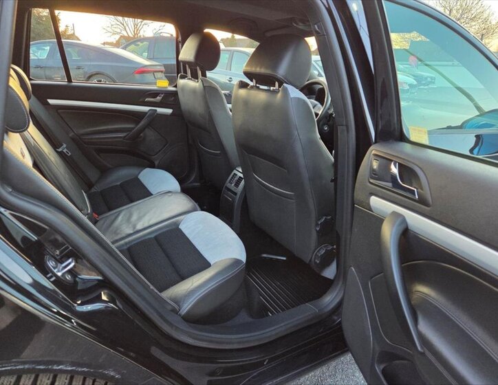 Škoda Octavia Kombi 2,0 l 125 kw