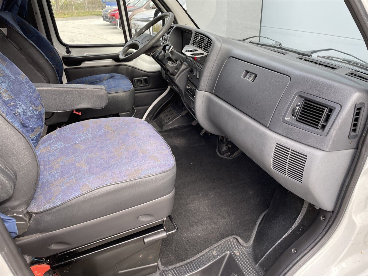 Peugeot Ostatní Ostatní 2,8 l 93 kw