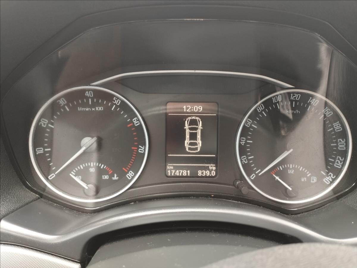 Škoda Octavia Kombi 1,2 l 77 kw