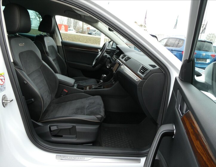 Škoda Superb Kombi 2,0 l 147 kw