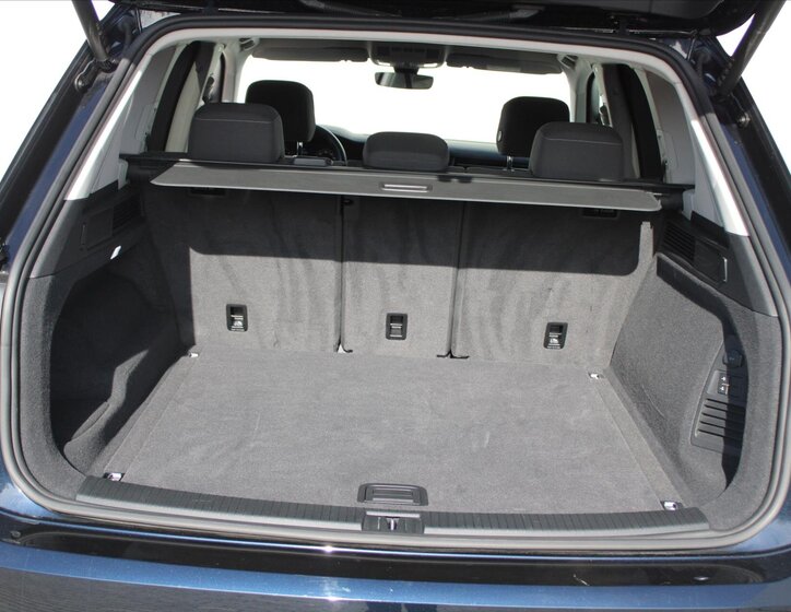 Volkswagen Touareg SUV / Terénní 3,0 l 170 kw