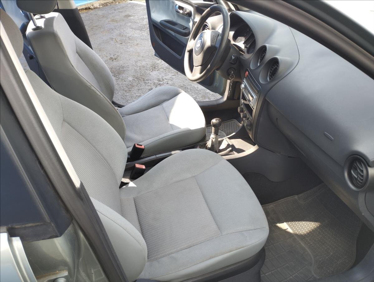 Seat Cordoba Sedan / Limuzína 1,4 l 55 kw