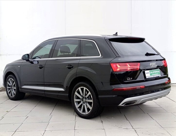 Audi Q7 SUV 3,0 l 210 kw