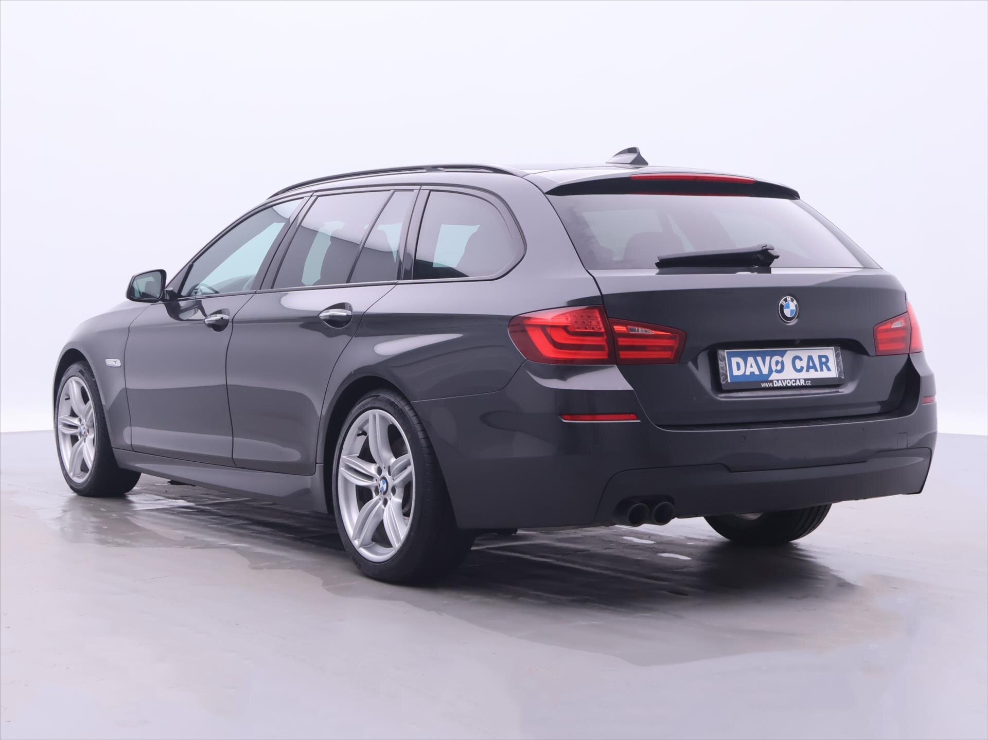 BMW Řada 5 Kombi 3,0 l 190 kw