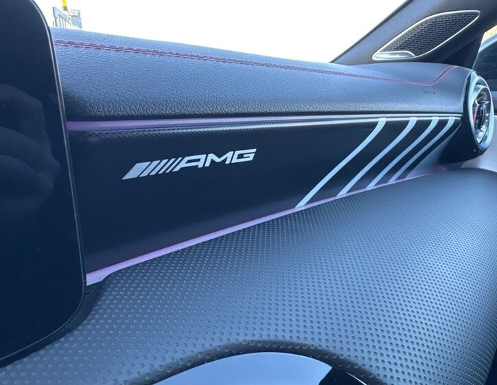 Mercedes-Benz CLA Sedan / Limuzína 2,0 l 310 kw