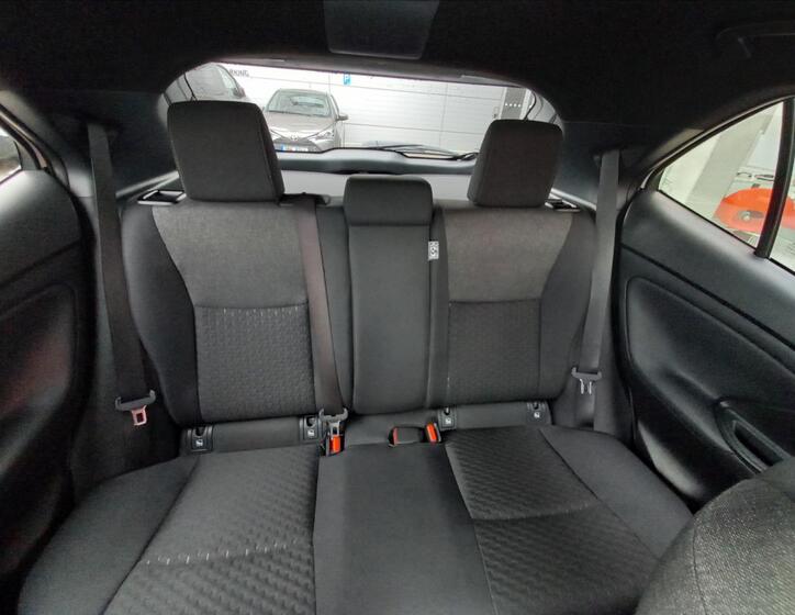 Toyota Yaris Cross 11