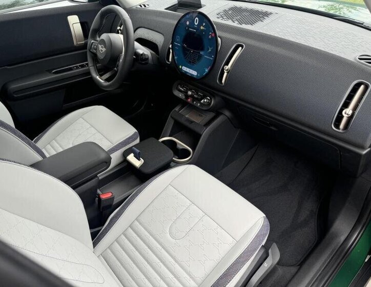 Mini Countryman SUV 2,0 l 160 kw