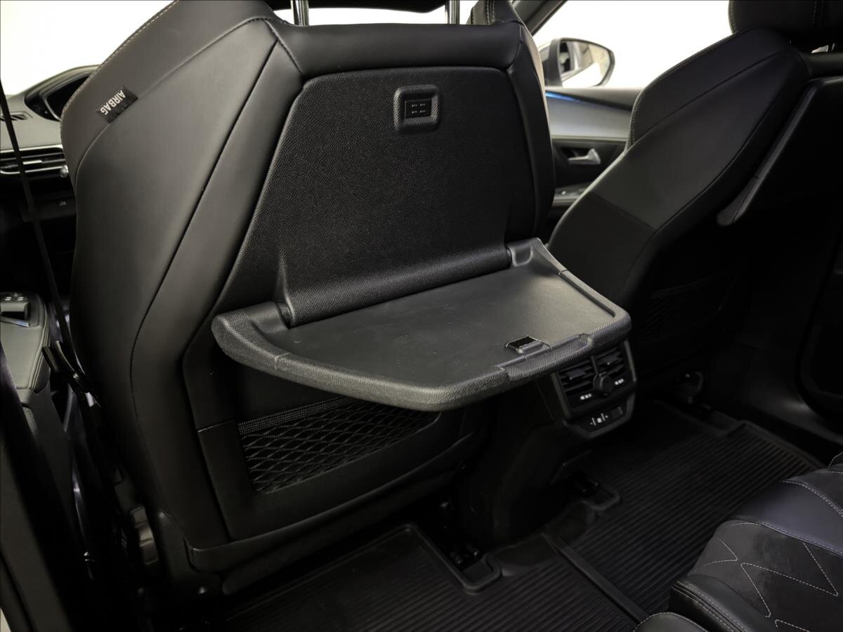 Peugeot 5008 SUV / Terénní 2,0 l 133 kw