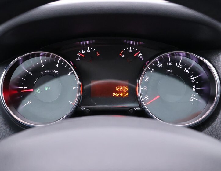 Peugeot 5008 MPV 1,6 l 88 kw