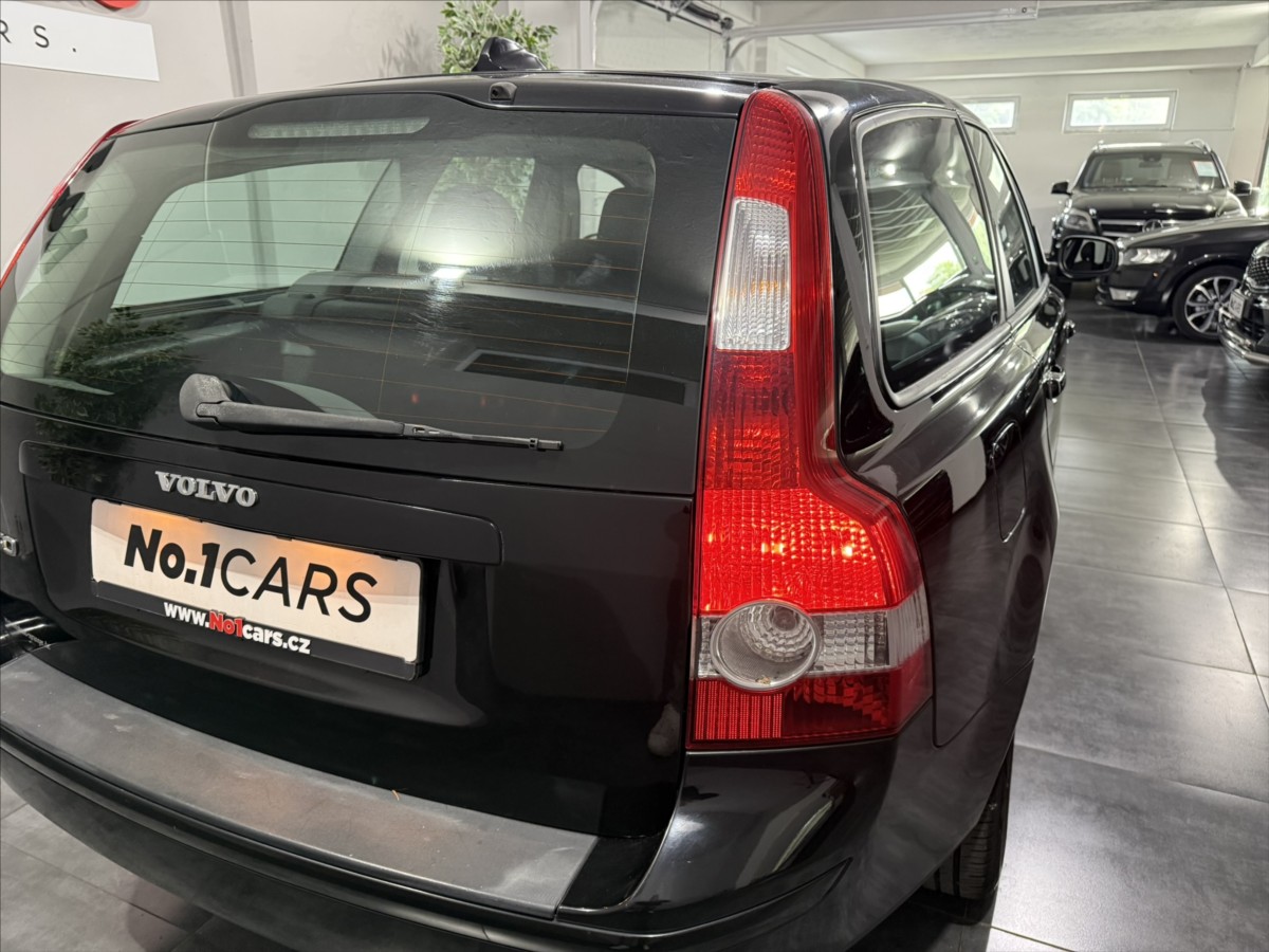 Volvo V50