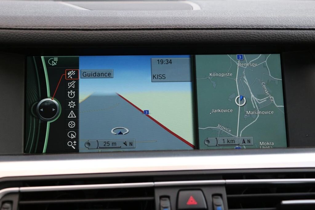 BMW Řada 7 Sedan / Limuzína 3,0 l 180 kw