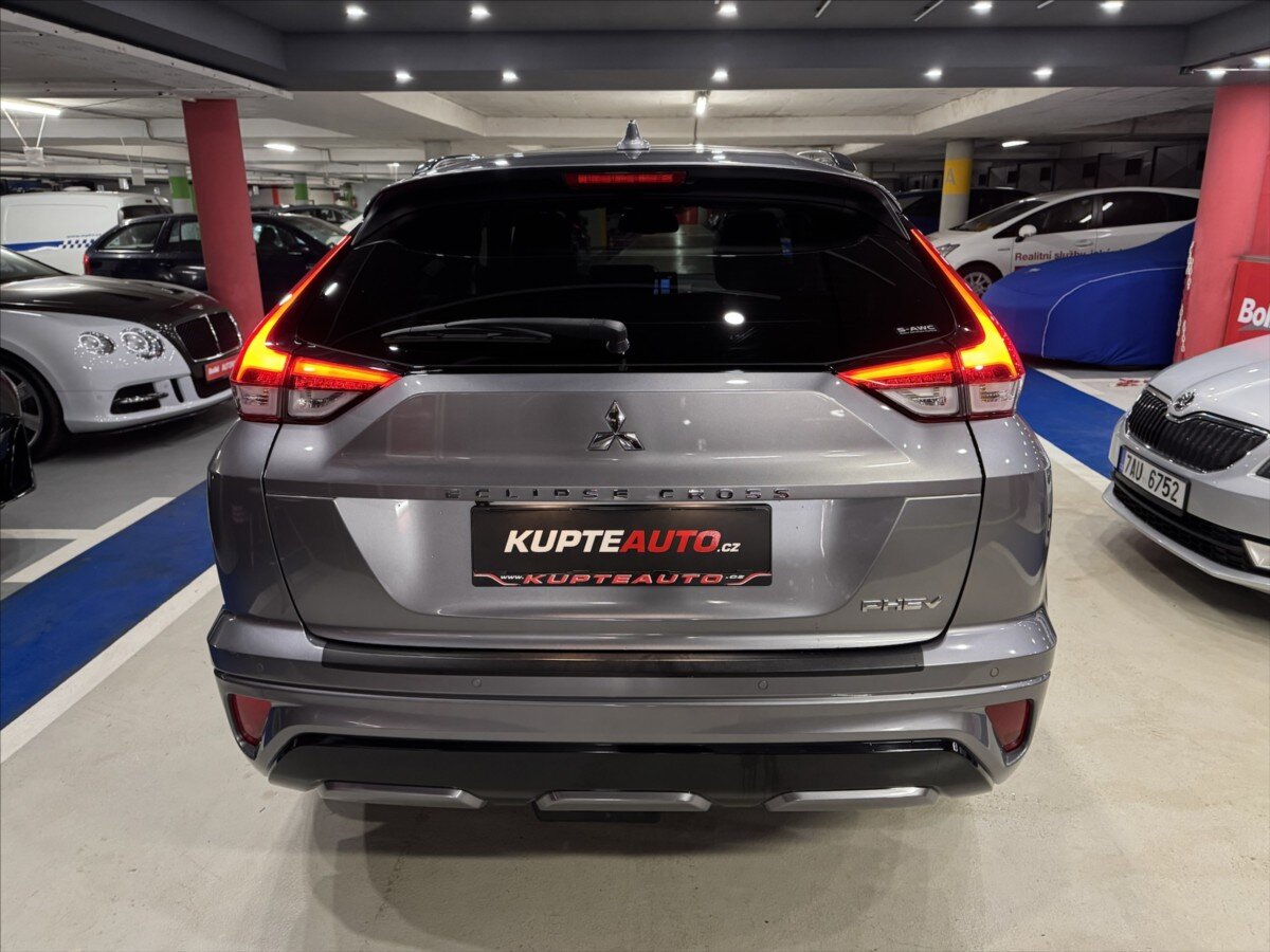 Mitsubishi Eclipse SUV 2,4 l 138 kw