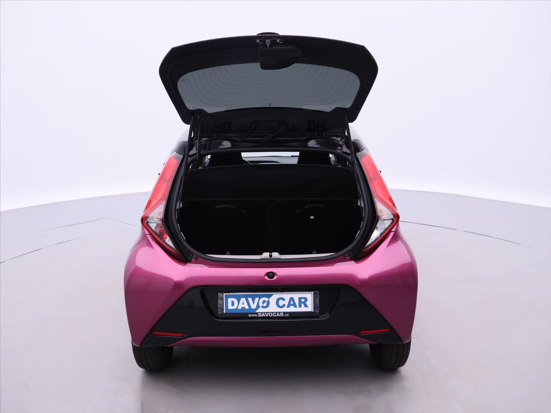 Toyota Aygo Hatchback 998,0 53 kw