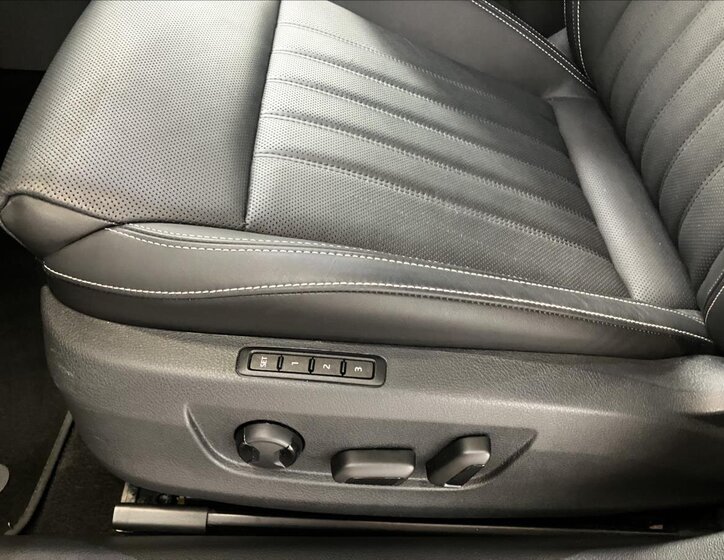 Škoda Superb Kombi 2,0 l 147 kw