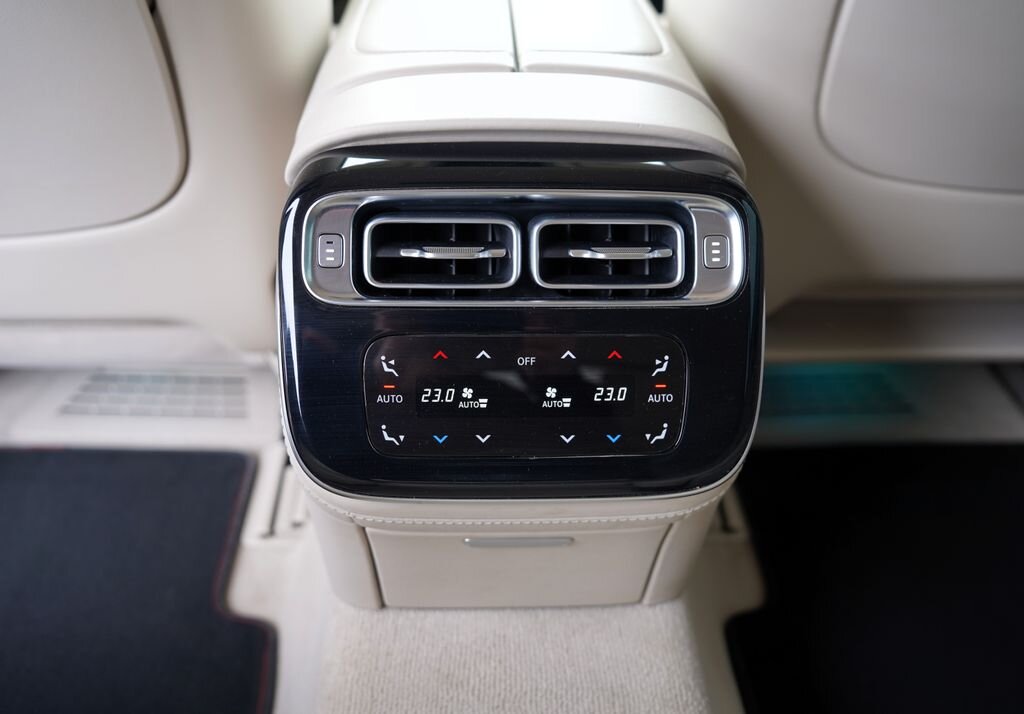 Mercedes-Benz Třídy S Sedan / Limuzína 3,0 l 320 kw