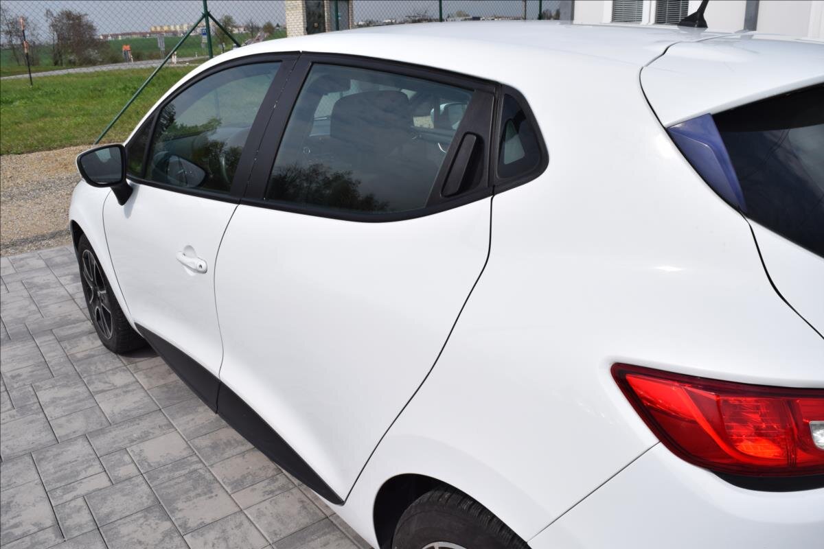 Renault Clio Hatchback 1,1 l 54 kw