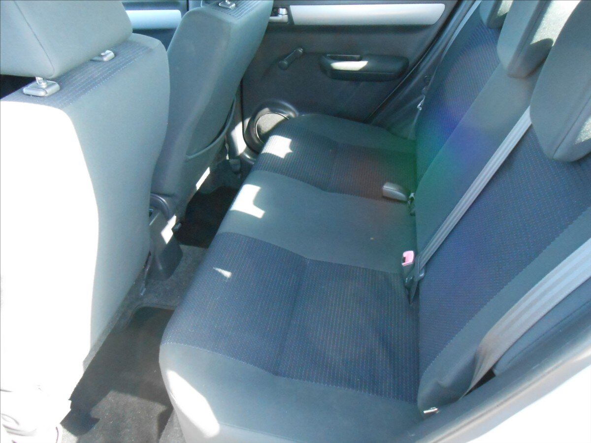 Suzuki Swift Hatchback 1,3 l 67 kw