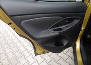 Toyota Yaris Cross 19