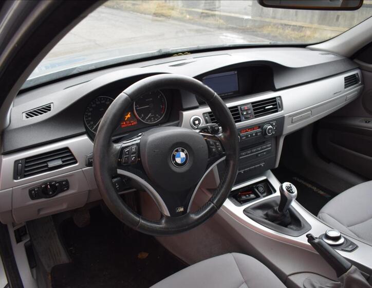 BMW Řada 3 12