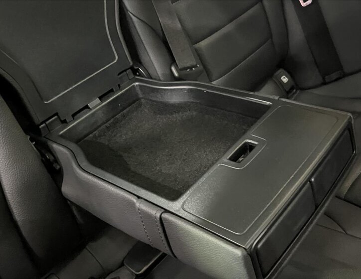 Mercedes-Benz Třídy C Sedan / Limuzína 2,0 l 143 kw